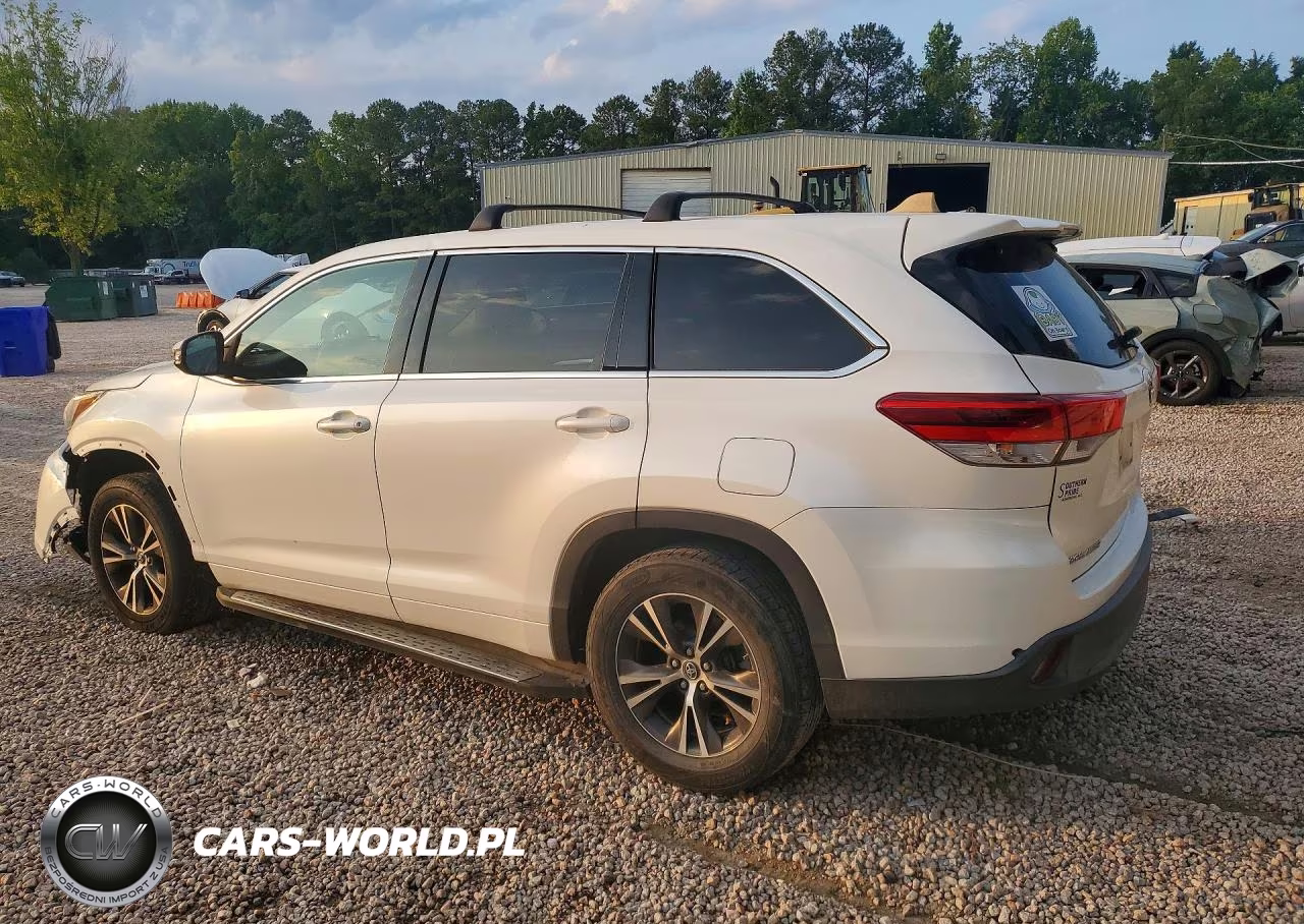 2017 Toyota Highlander Le Plus VIN:5TDBZRFH4HS452610 - 2