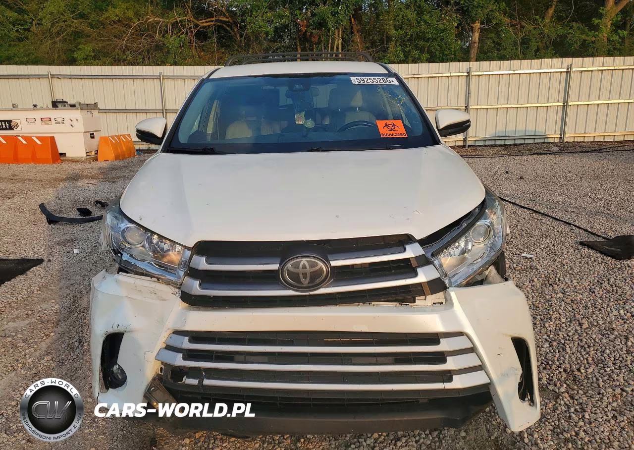 2017 Toyota Highlander Le Plus VIN:5TDBZRFH4HS452610 - 5