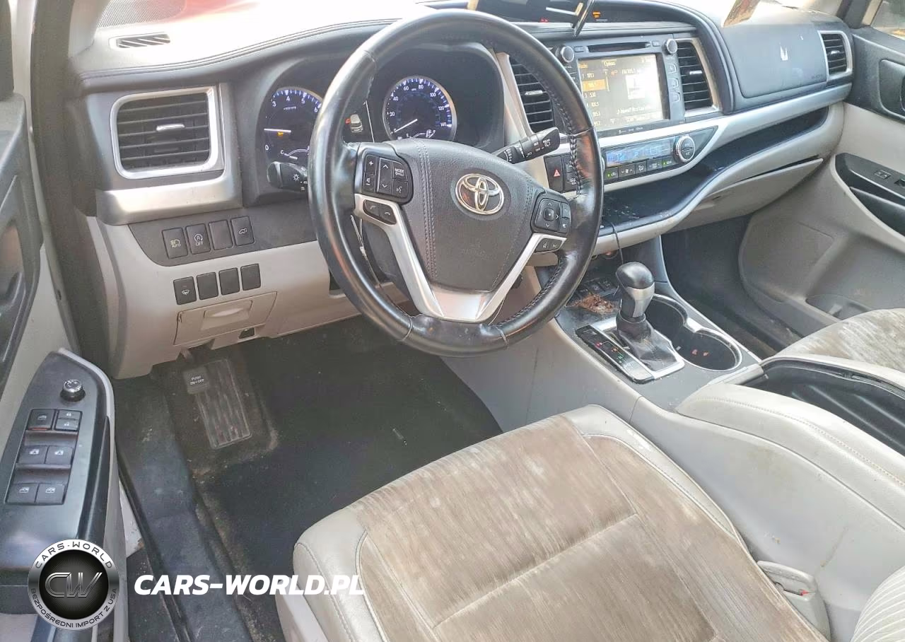 2017 Toyota Highlander Le Plus VIN:5TDBZRFH4HS452610 - 8