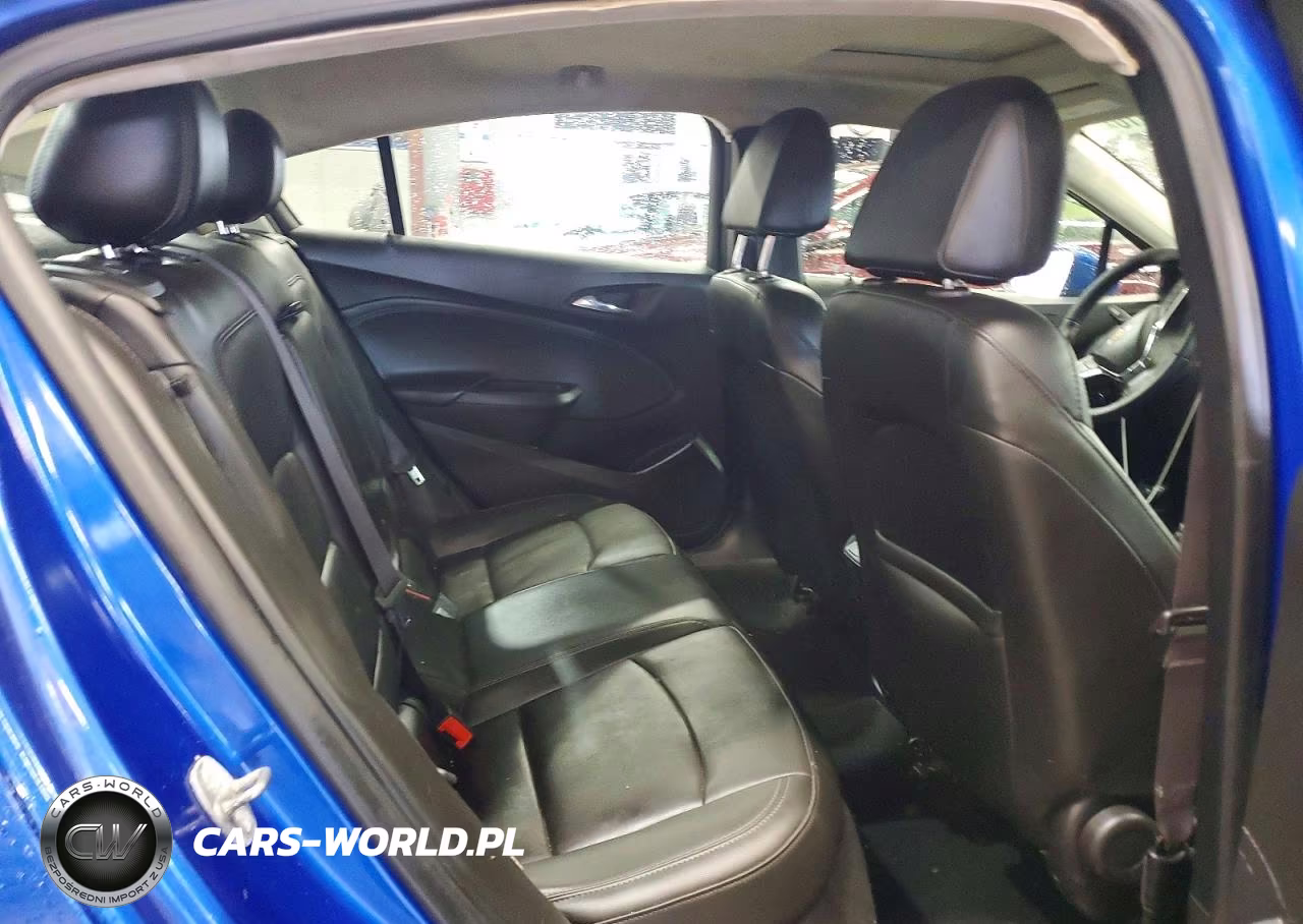 2017 Chevrolet Cruze Premier VIN:1G1BF5SM2H7200555 - 10