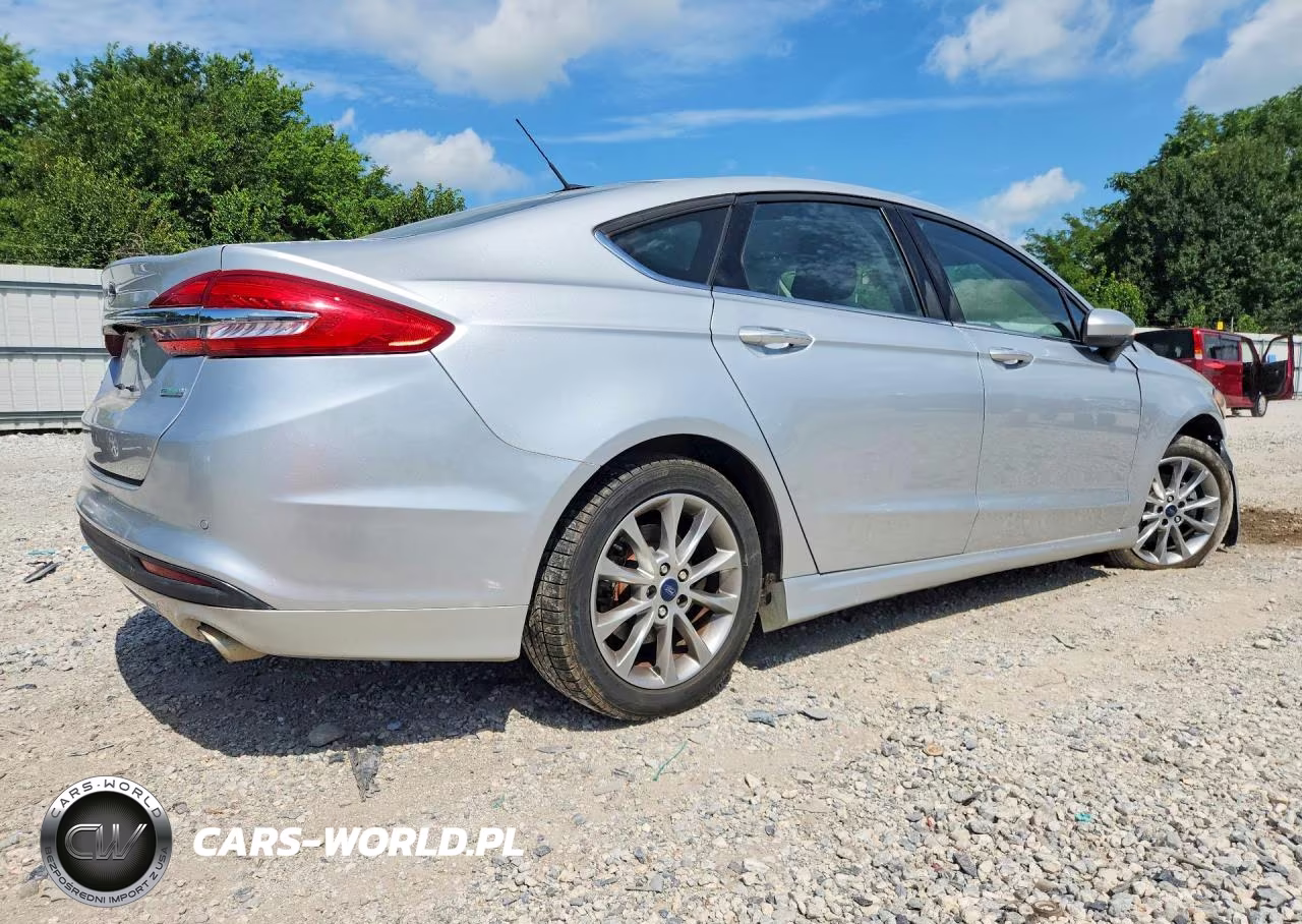 2017 Ford Fusion Se VIN:3FA6P0HD6HR305520 - 3