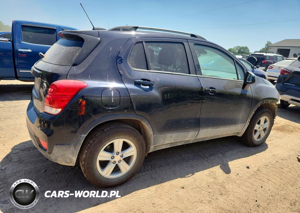2022 Chevrolet Trax 1Lt VIN:KL7CJPSM1NB529839 - 3