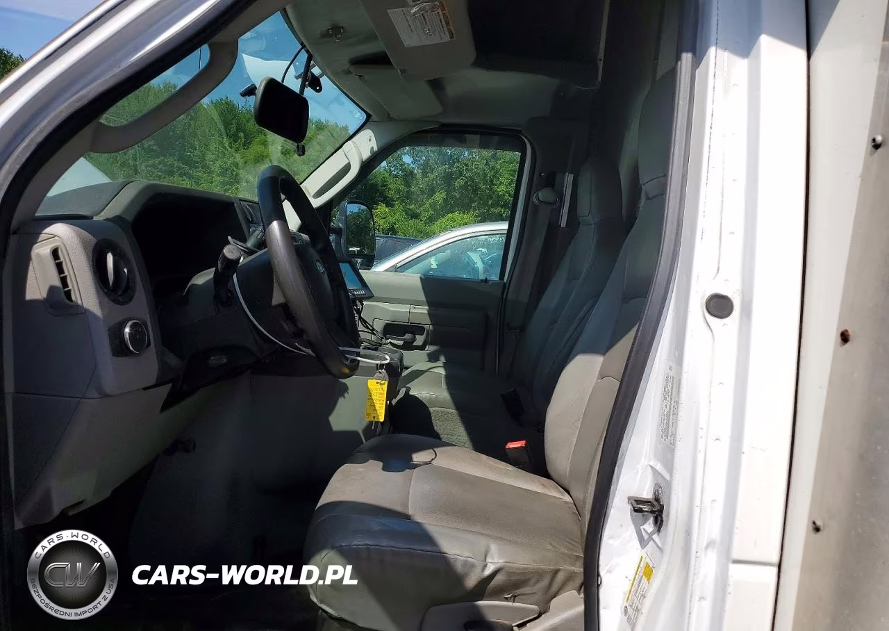 2022 Ford Econoline E350 Super Duty Cutaway Van VIN:1FDWE3FK5NDC05699 - 7