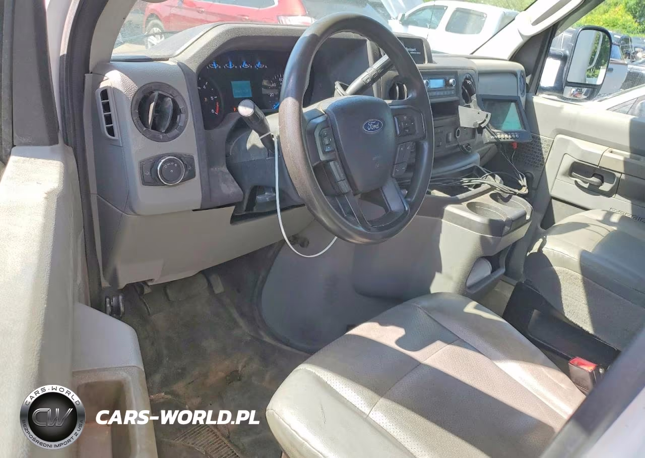 2022 Ford Econoline E350 Super Duty Cutaway Van VIN:1FDWE3FK5NDC05699 - 8