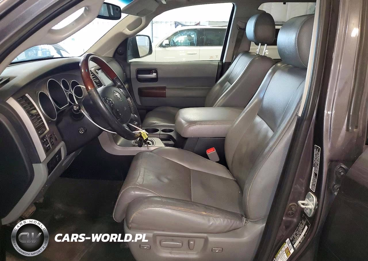 2013 Toyota Sequoia Platinum VIN:5TDDW5G10DS077028 - 7