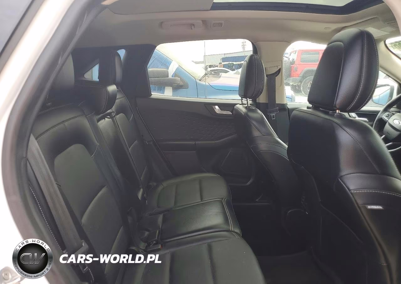 2020 Ford Escape Sel VIN:1FMCU0H66LUA35564 - 10
