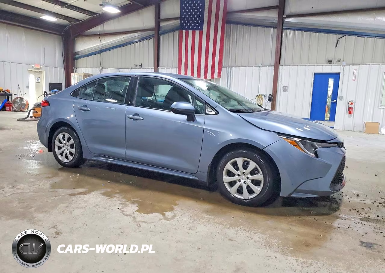 2020 Toyota Corolla Le VIN:5YFEPRAE6LP132822 - 4