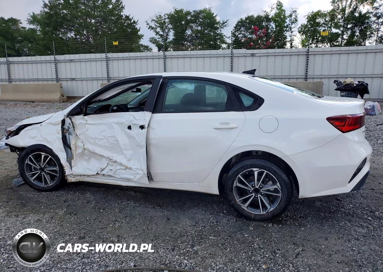 2023 Kia Forte Lxs VIN:3KPF24AD2PE530680 - 2