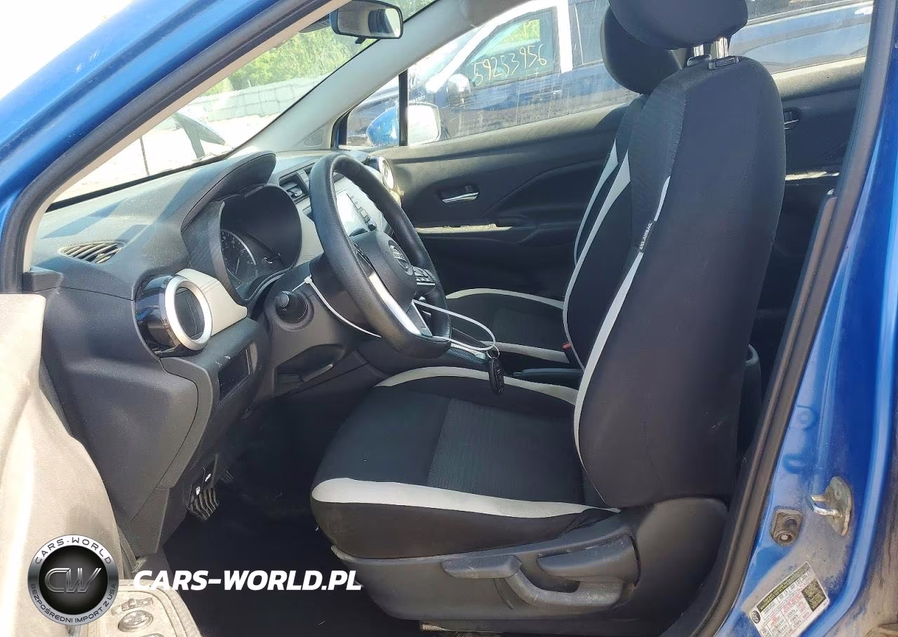 2020 Nissan Versa Sv VIN:3N1CN8EV8LL811282 - 7