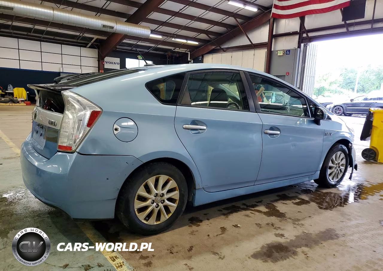 2014 Toyota Prius Plug-In Hybrid Base VIN:JTDKN3DP6E3049440 - 3