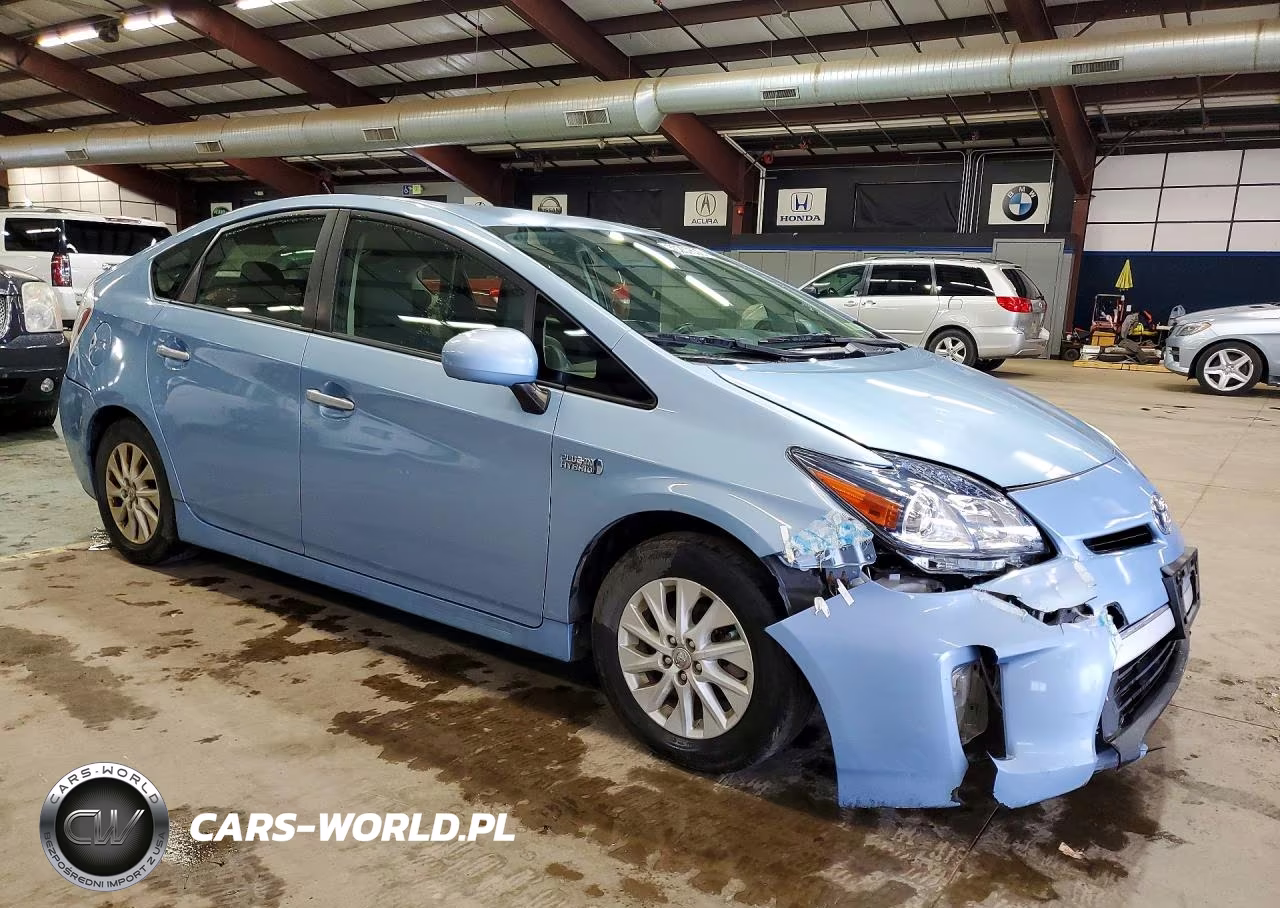2014 Toyota Prius Plug-In Hybrid Base VIN:JTDKN3DP6E3049440 - 4