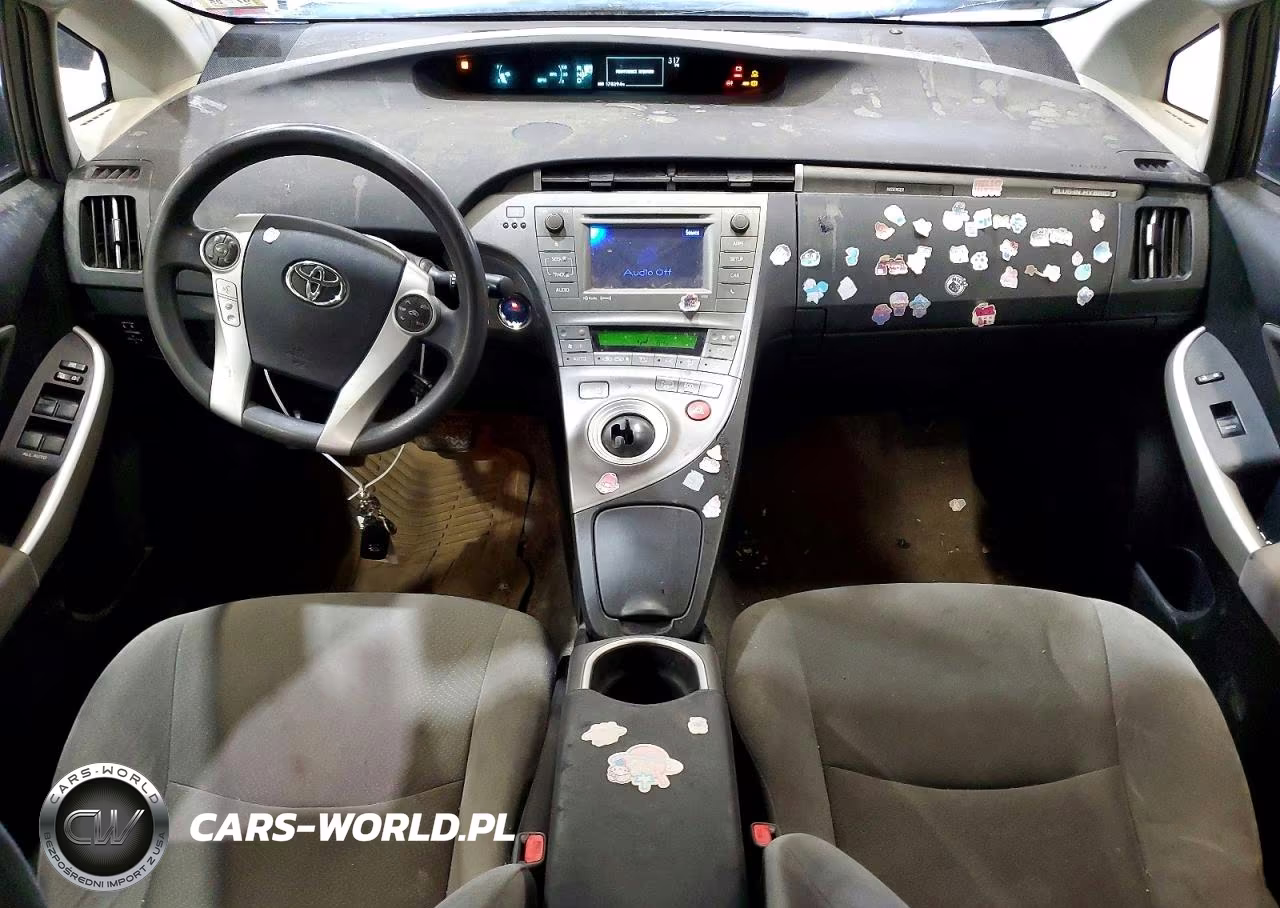 2014 Toyota Prius Plug-In Hybrid Base VIN:JTDKN3DP6E3049440 - 8