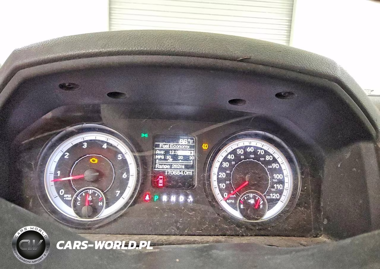 2015 Ram 1500 St VIN:3C6JR6DG9FG584768 - 9