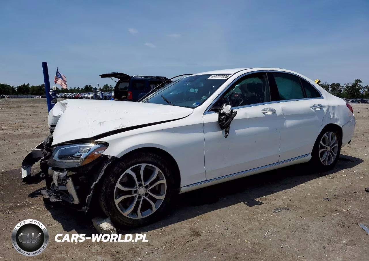 2016 Mercedes-Benz C 300 – zdjęcie 1 z 12