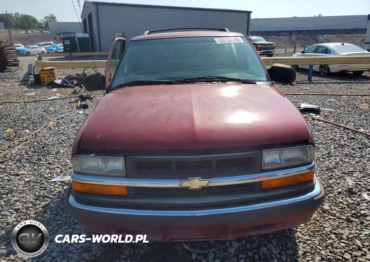 2001 Chevrolet Blazer VIN:1GNCS18W11K169995 - 5