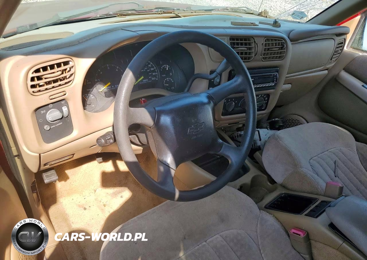 2001 Chevrolet Blazer VIN:1GNCS18W11K169995 - 8