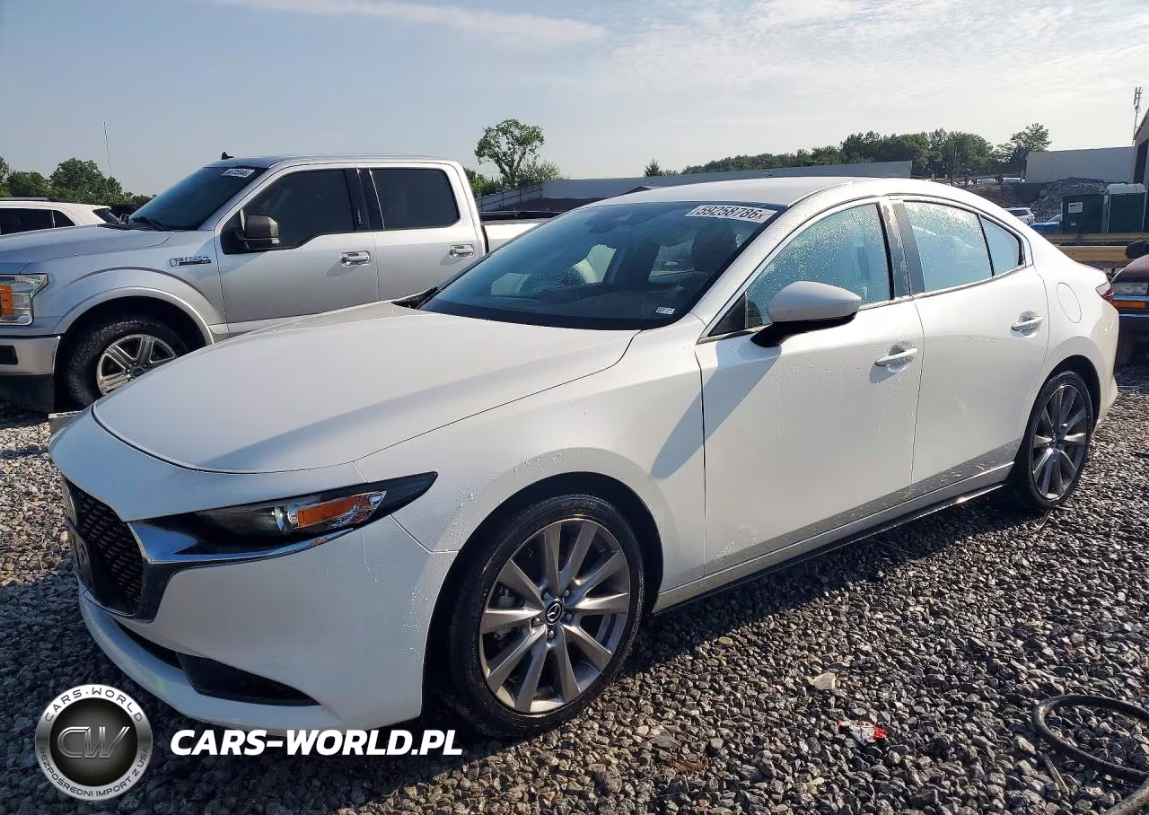 2019 Mazda 3 Preferred Plus