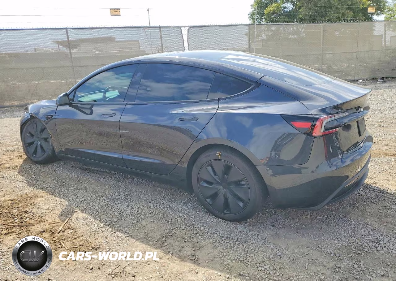2024 Tesla Model 3 VIN:5YJ3E1EA4RF824247 - 2
