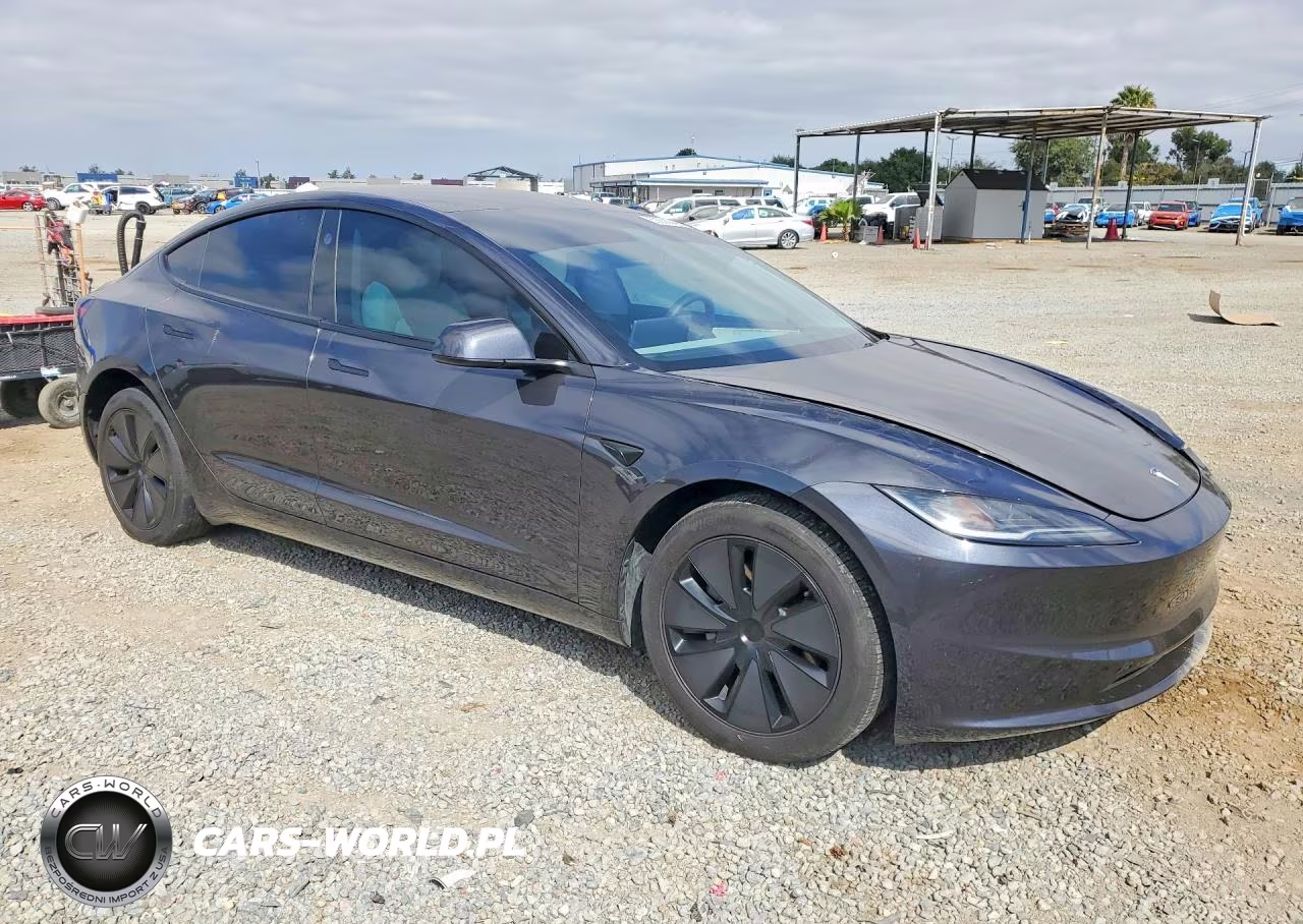2024 Tesla Model 3 VIN:5YJ3E1EA4RF824247 - 4