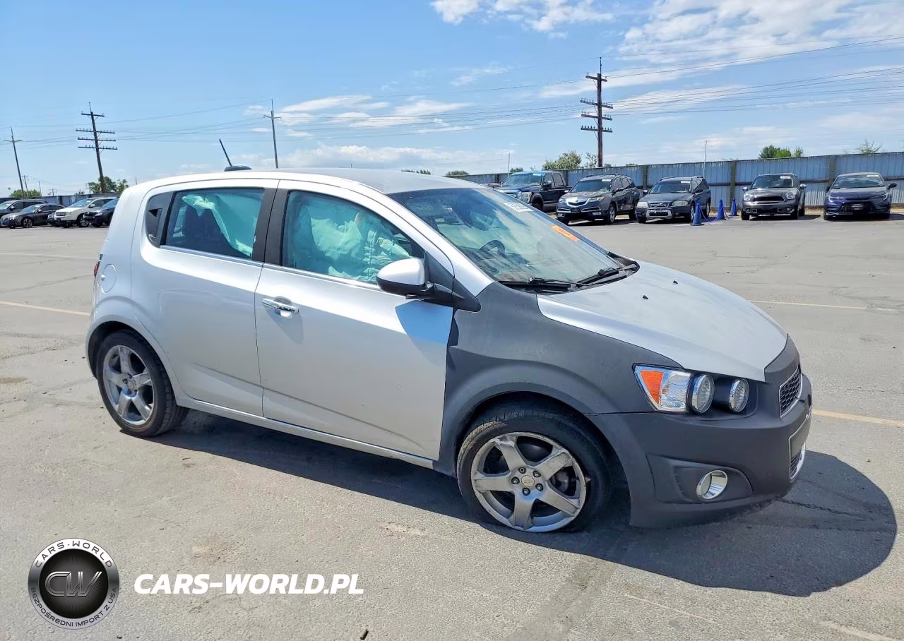 2015 Chevrolet Sonic Ltz VIN:1G1JE6SB8F4100087 - 4