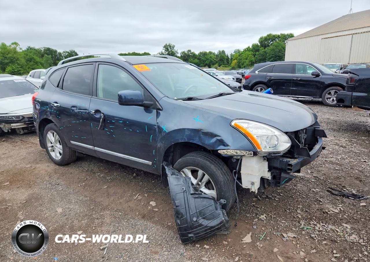 2013 Nissan Rogue S VIN:JN8AS5MV8DW643107 - 4