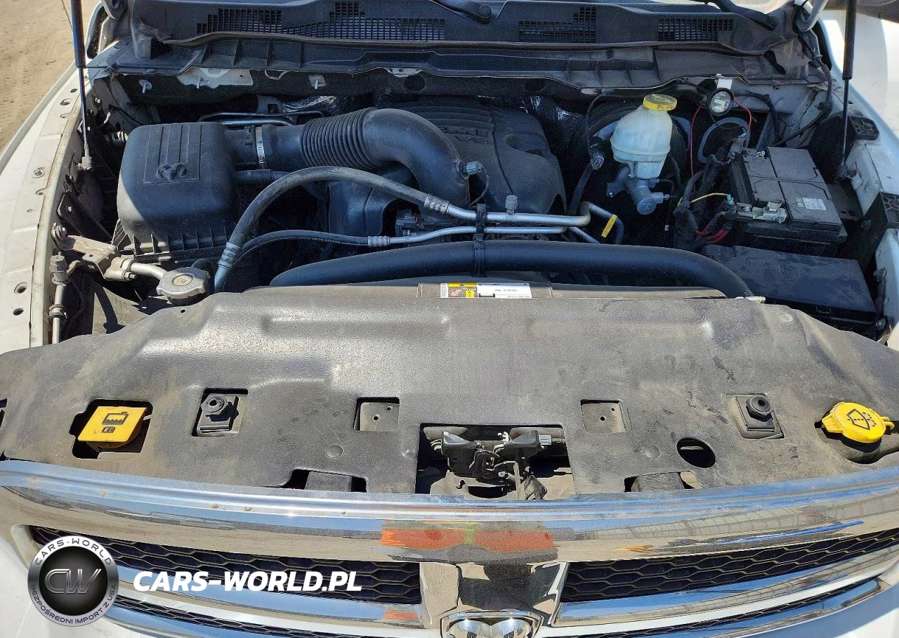 2019 Ram 1500 Classic Tradesman VIN:3C6RR6KT2KG585614 - 11