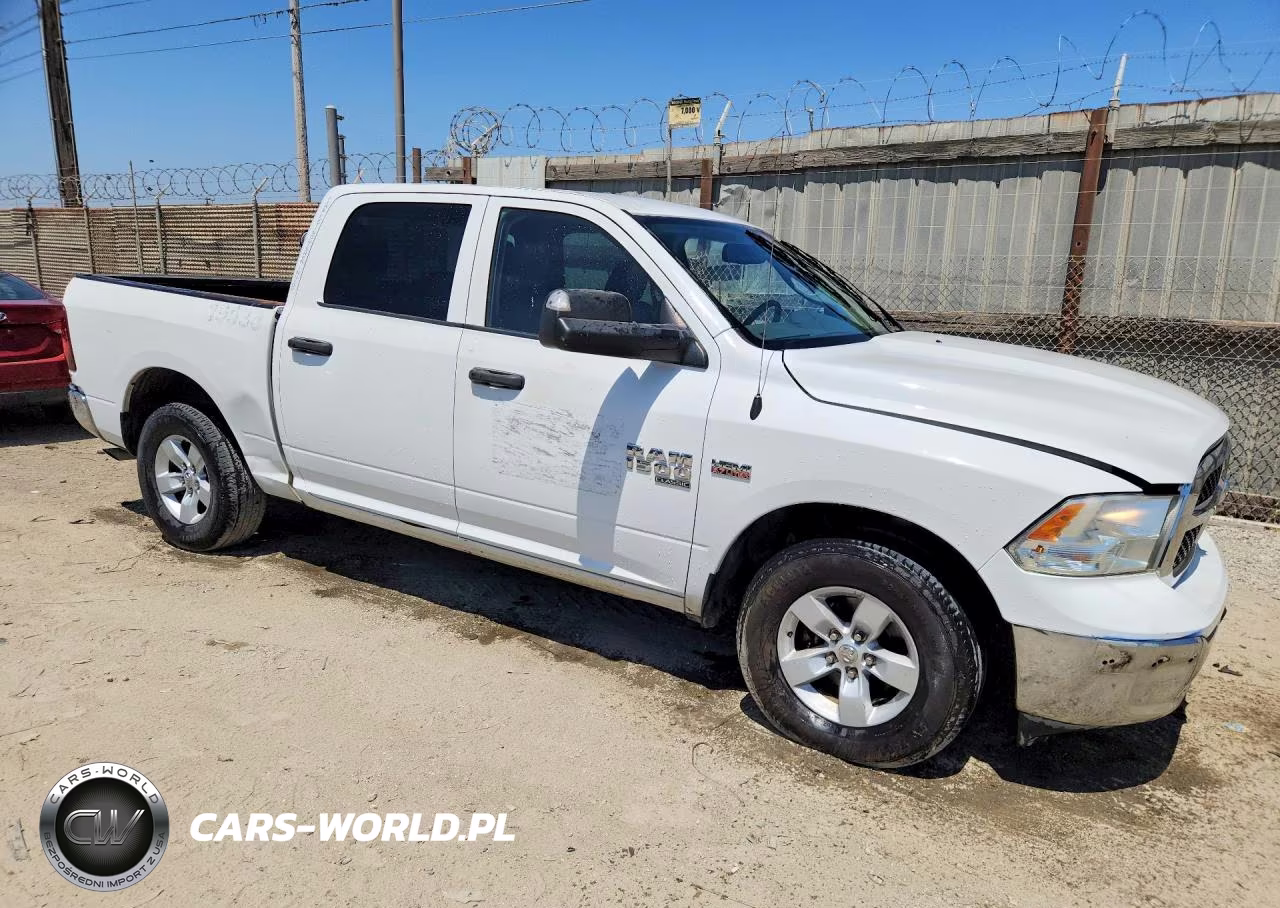 2019 Ram 1500 Classic Tradesman VIN:3C6RR6KT2KG585614 - 4