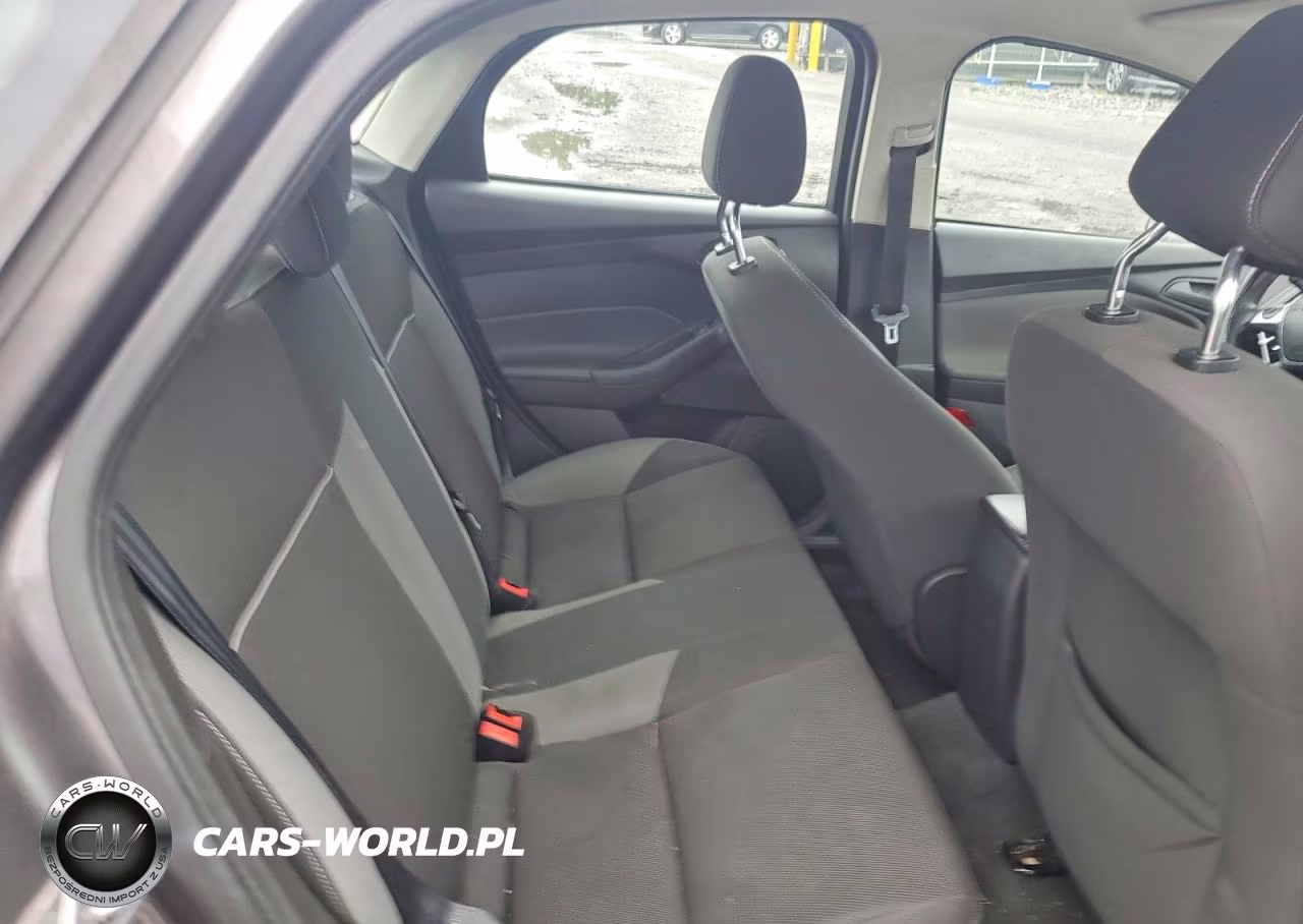 2012 Ford Focus Se VIN:1FAHP3F20CL146514 - 10