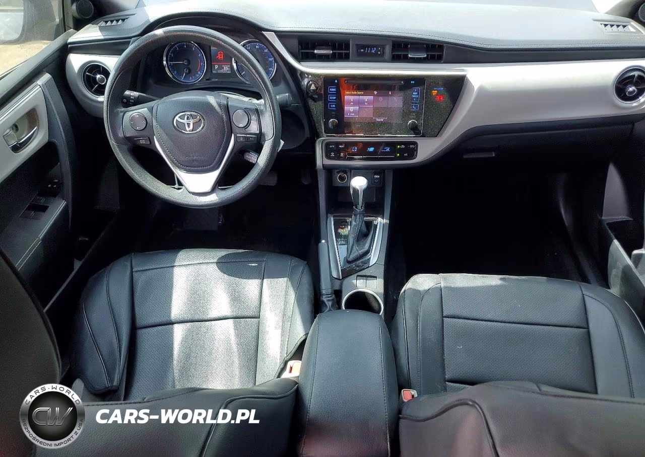 2018 Toyota Corolla Le VIN:5YFBURHEXJP812446 - 8