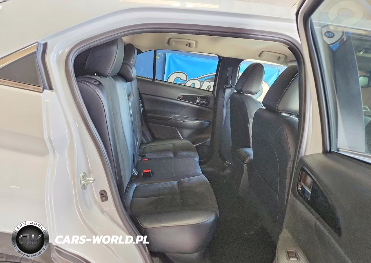 2024 Mitsubishi Eclipse Cross Se VIN:JA4ATWAAXRZ061588 - 11