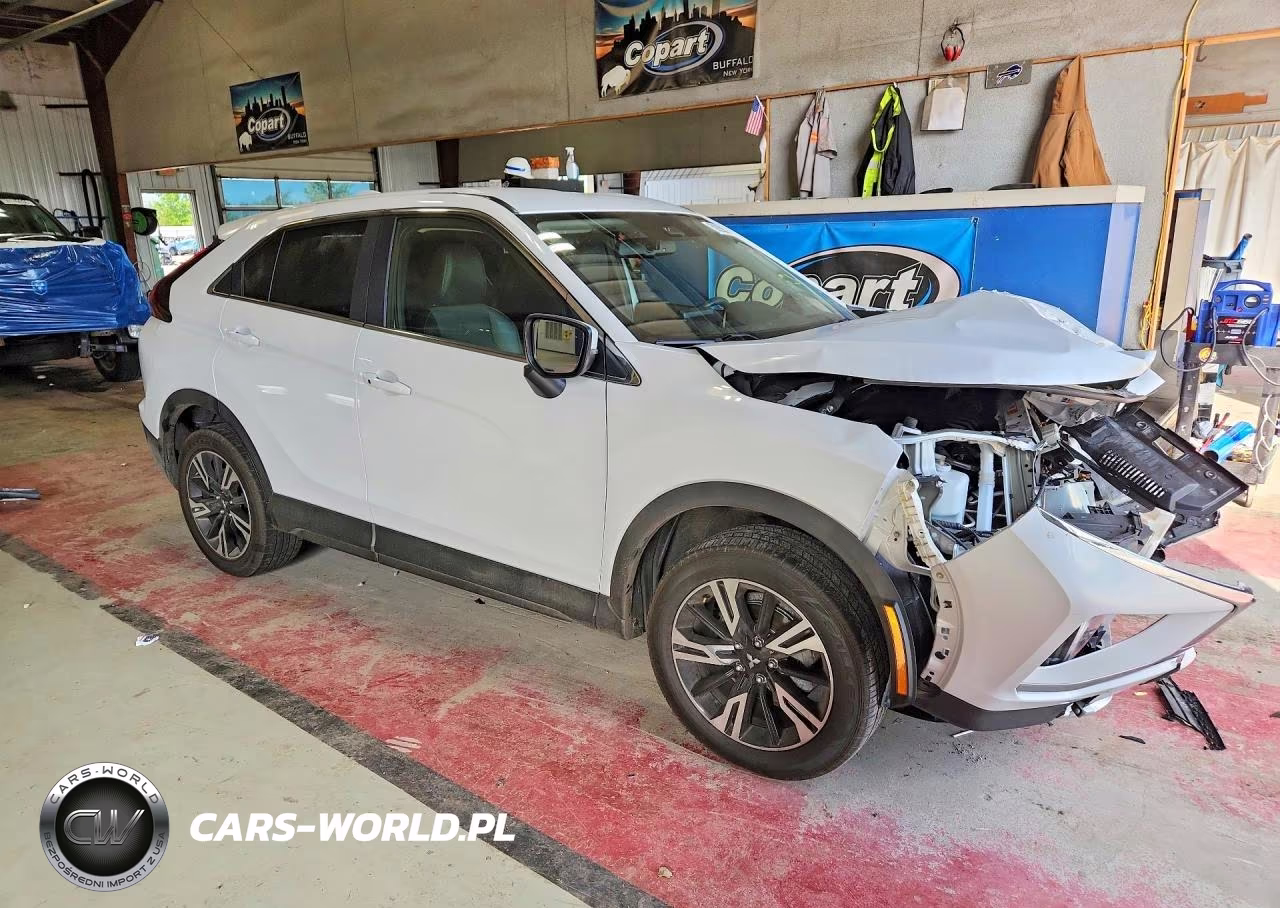 2024 Mitsubishi Eclipse Cross Se VIN:JA4ATWAAXRZ061588 - 4