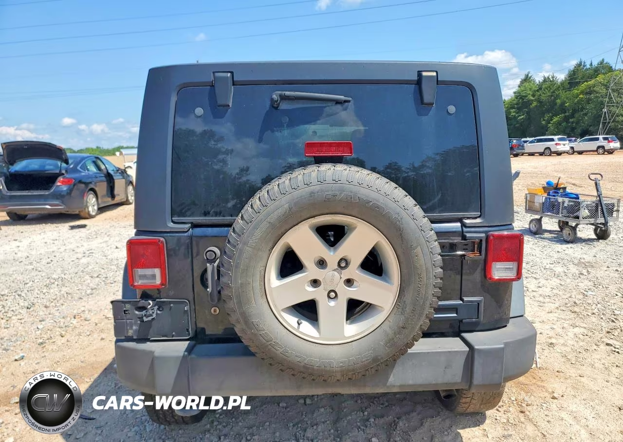 2012 Jeep Wrangler Unlimited Sport VIN:1C4BJWDG6CL249230 - 6