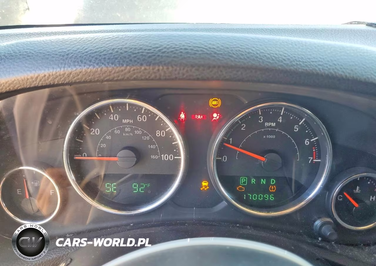 2012 Jeep Wrangler Unlimited Sport VIN:1C4BJWDG6CL249230 - 9