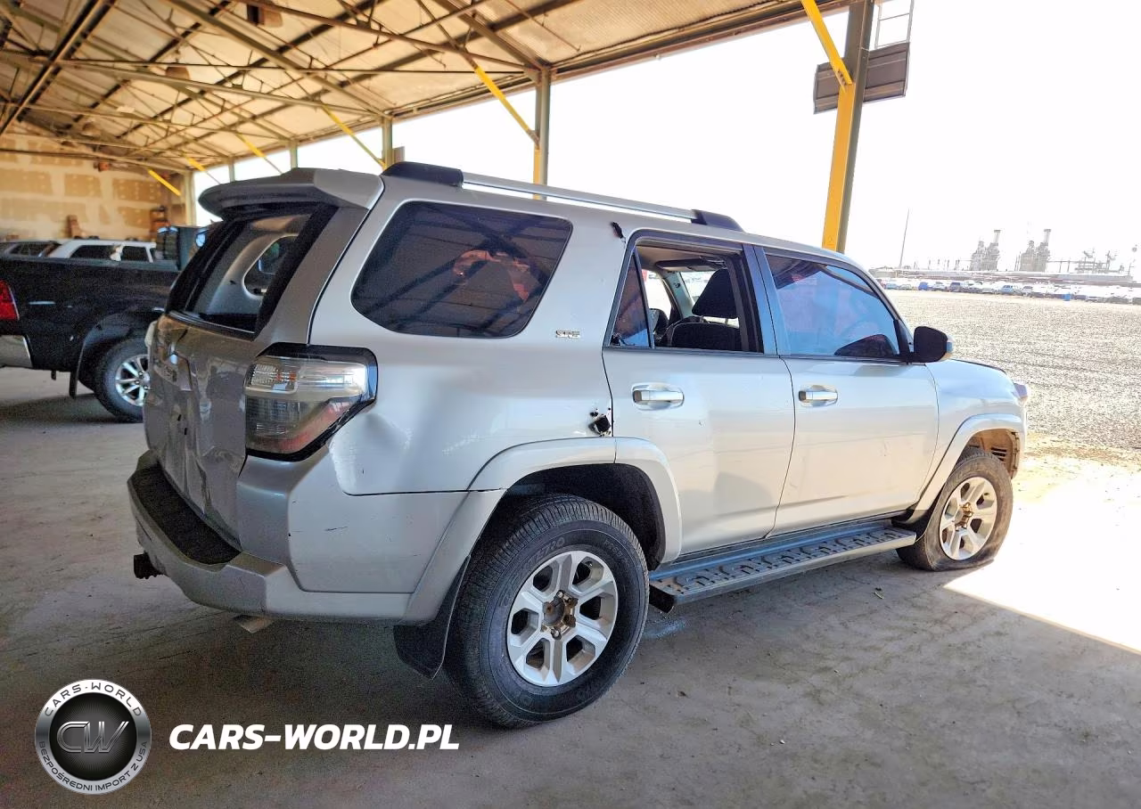 2021 Toyota 4Runner VIN:JTEMU5JR5M5933283 - 3