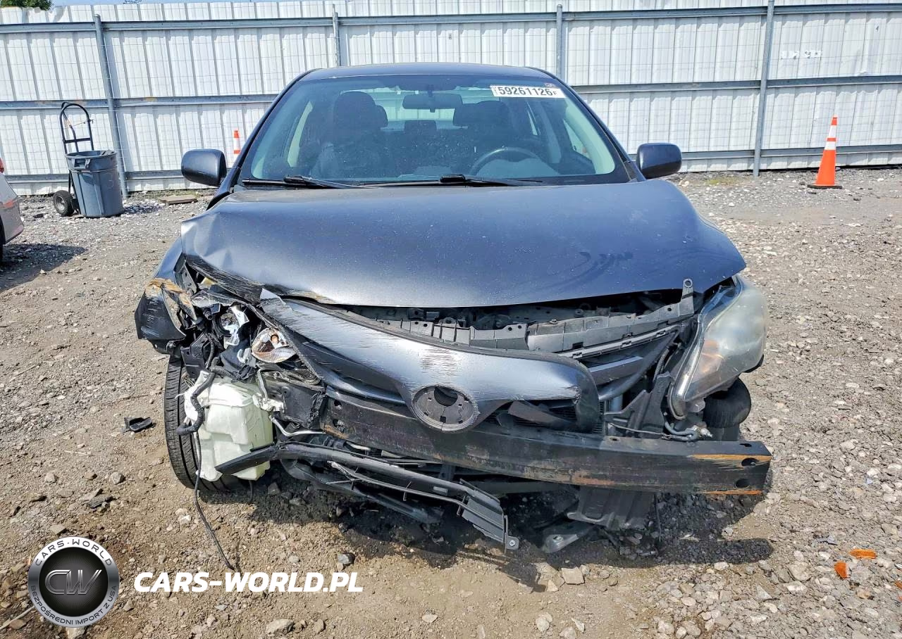 2013 Toyota Corolla S VIN:2T1BU4EE3DC025690 - 5
