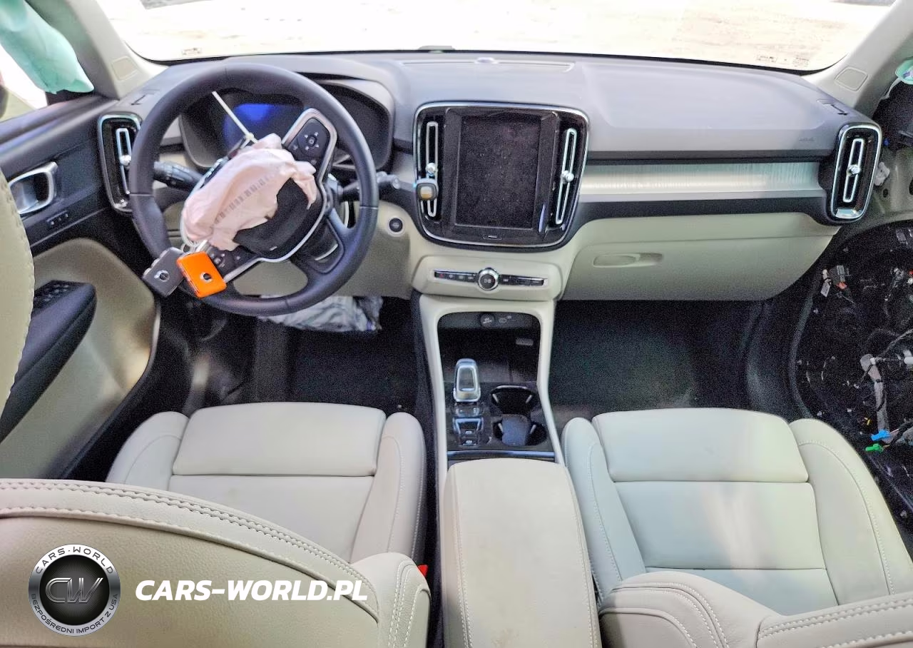 2025 Volvo Xc40 Plus VIN:YV4L12UC6S2605977 - 8
