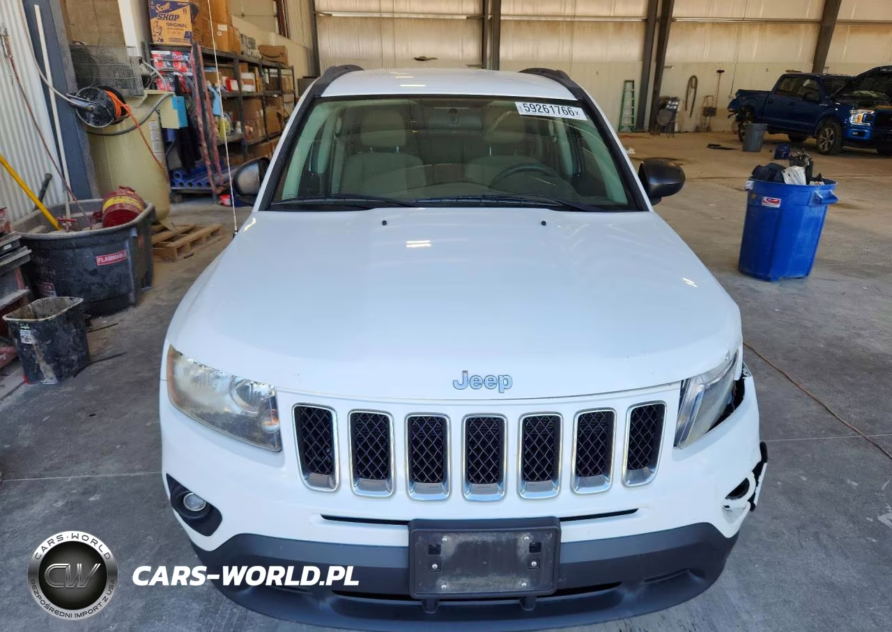 2014 Jeep Compass Sport VIN:1C4NJCBA8ED790223 - 5