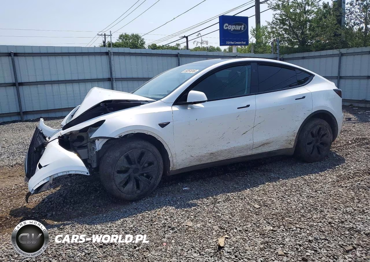 2025 Tesla Model Y – zdjęcie 1 z 12
