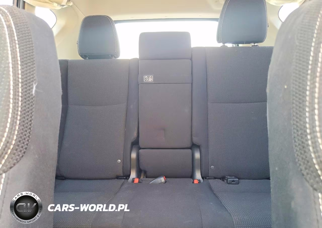 2018 Toyota Rav4 Hybrid Xle VIN:JTMRJREV9JD251252 - 10