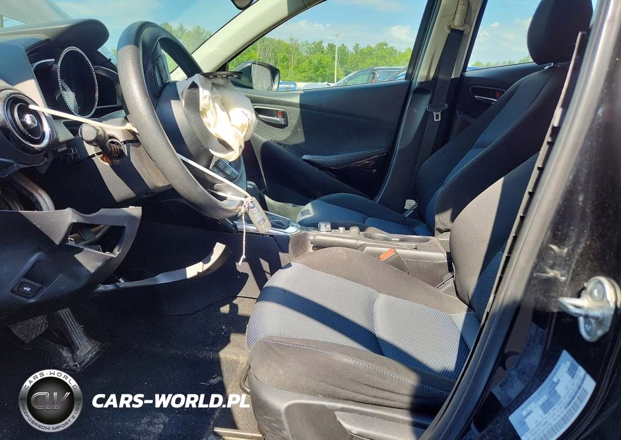 2017 Toyota Yaris Ia Base VIN:3MYDLBYV5HY153769 - 7