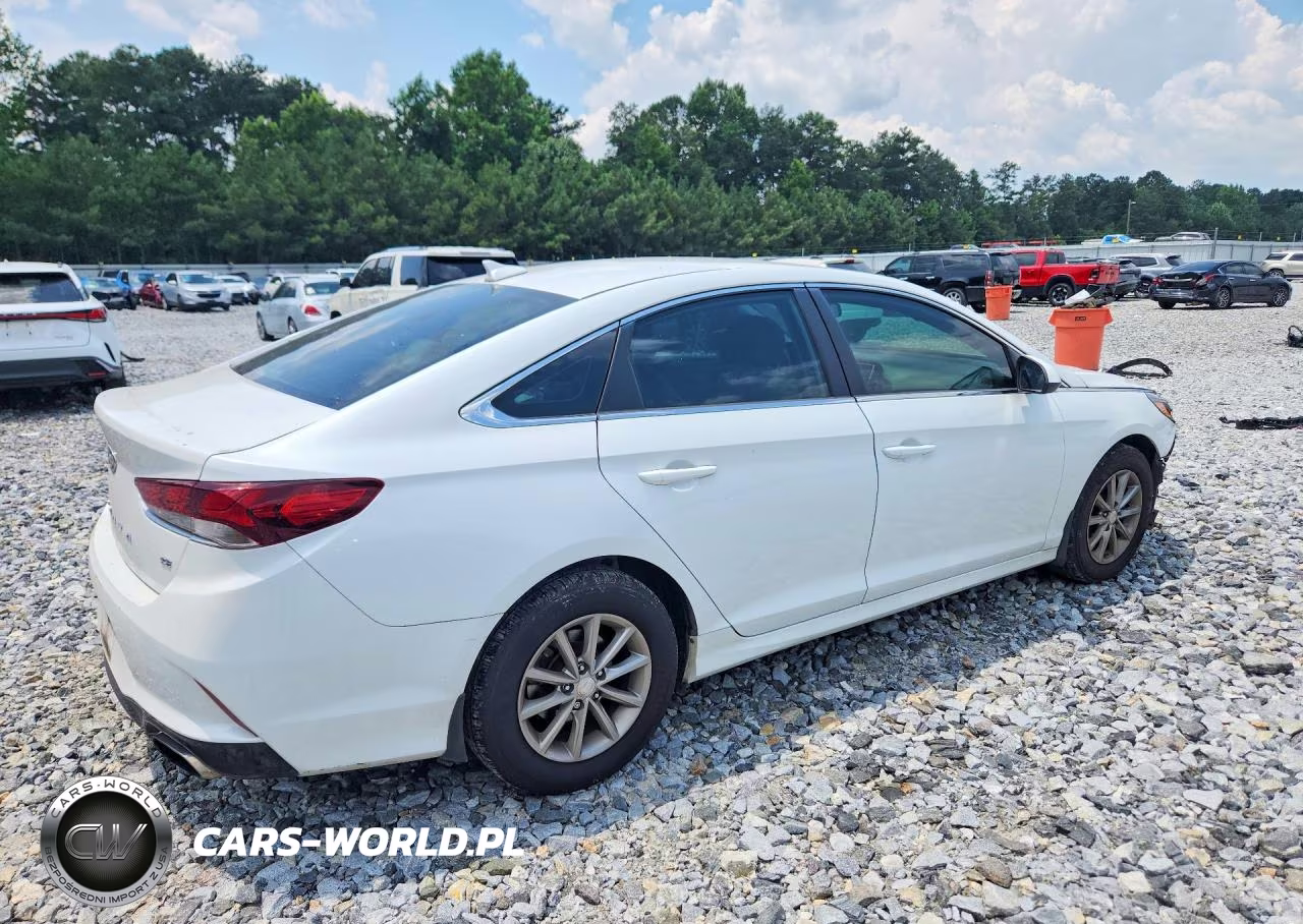 2018 Hyundai Sonata Se VIN:5NPE24AFXJH680679 - 3