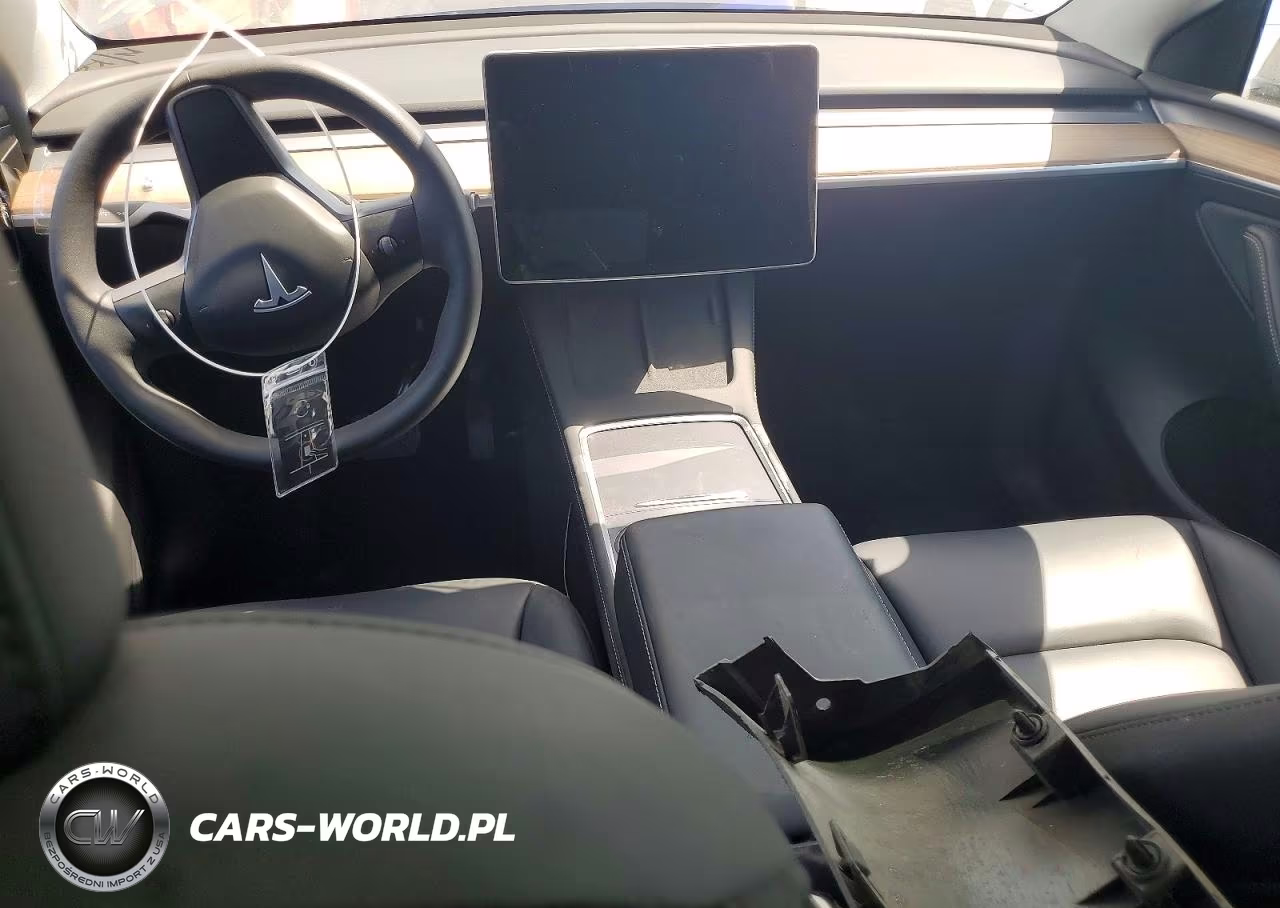 2023 Tesla Model Y VIN:7SAYGDEEXPA064469 - 8