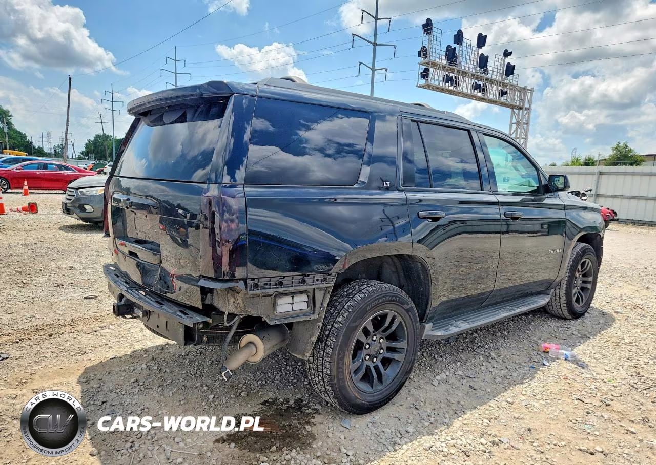 2017 Chevrolet Tahoe C1500 Lt VIN:1GNSCBKC4HR132180 - 3