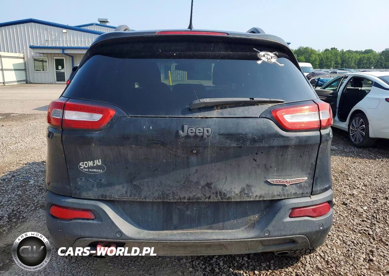 2015 Jeep Cherokee Trailhawk VIN:1C4PJMBSXFW639834 - 6