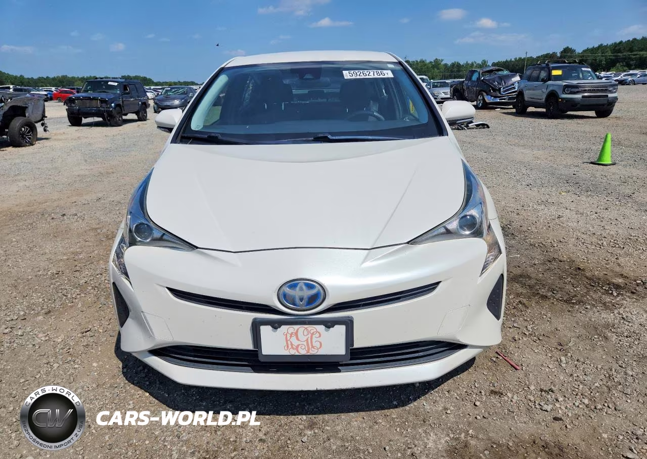 2017 Toyota Prius VIN:JTDKARFU8H3047582 - 5