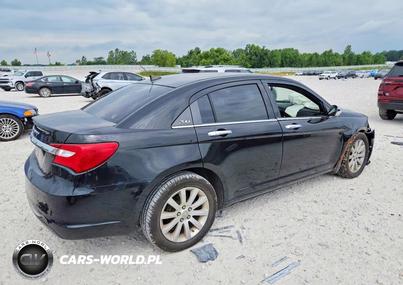 2013 Chrysler 200 Limited VIN:1C3CCBCG6DN523481 - 3