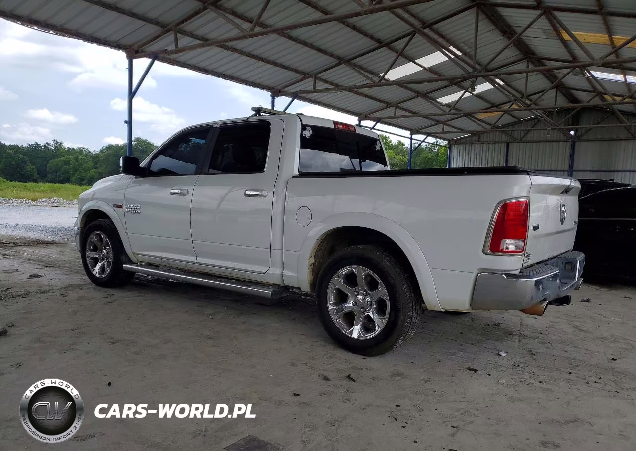 2016 Ram 1500 Laramie VIN:1C6RR7NM2GS337261 - 2