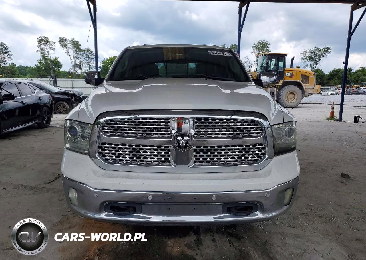 2016 Ram 1500 Laramie VIN:1C6RR7NM2GS337261 - 5