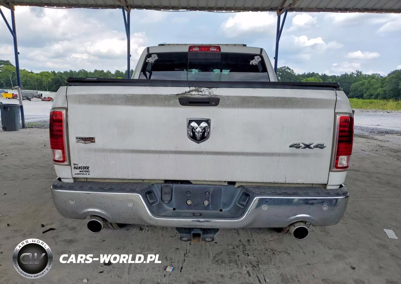 2016 Ram 1500 Laramie VIN:1C6RR7NM2GS337261 - 6