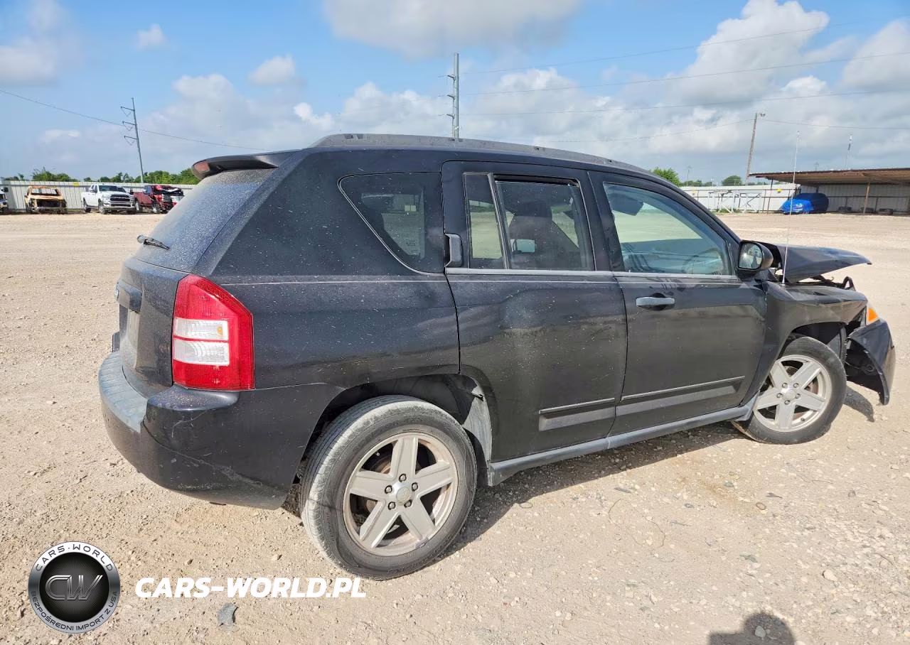 2008 Jeep Compass Sport VIN:1J8FT47W48D661241 - 3